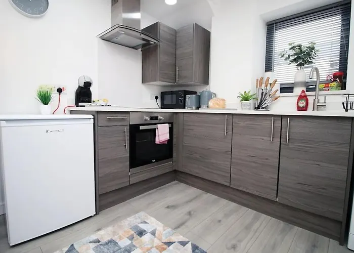 A Stylish - 1 Bedroom Flat